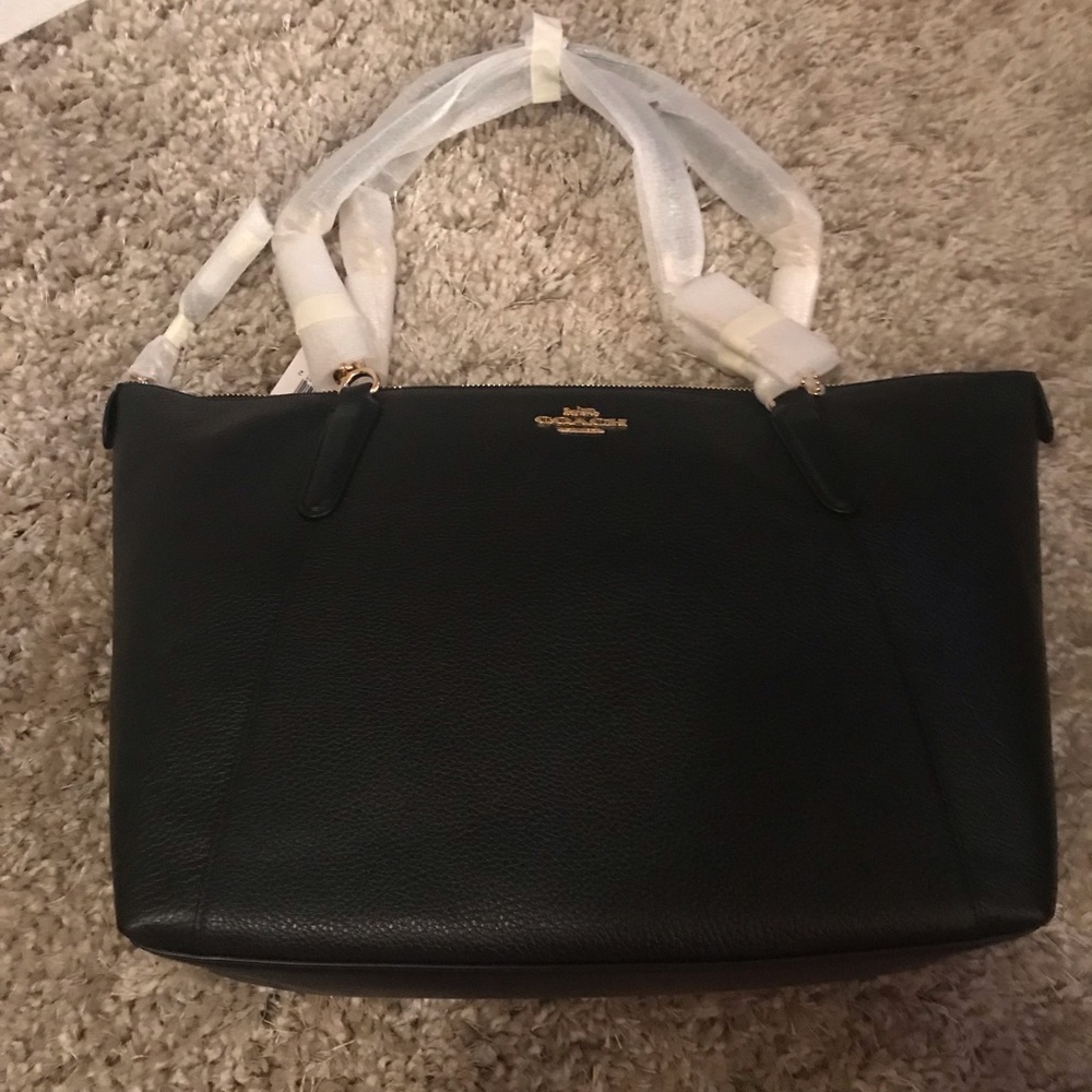 Brand New Coach Ava chain tote - Picture 3 of 8